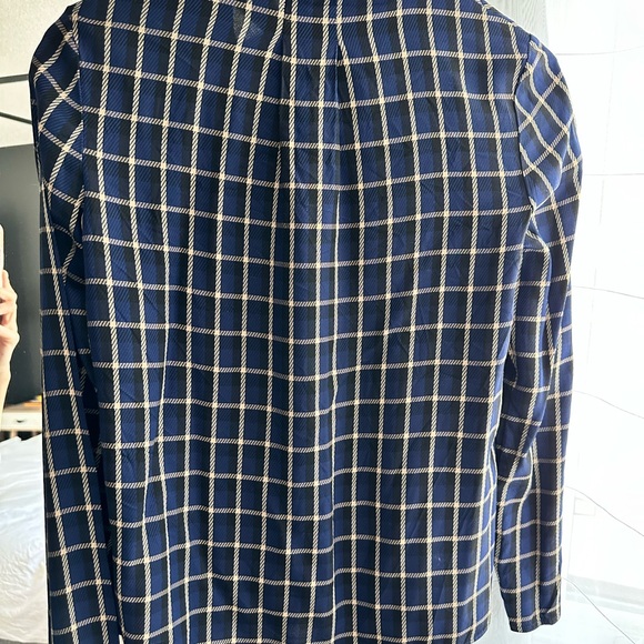 ARITZIA Babaton Power Blouse - Picture 5 of 5